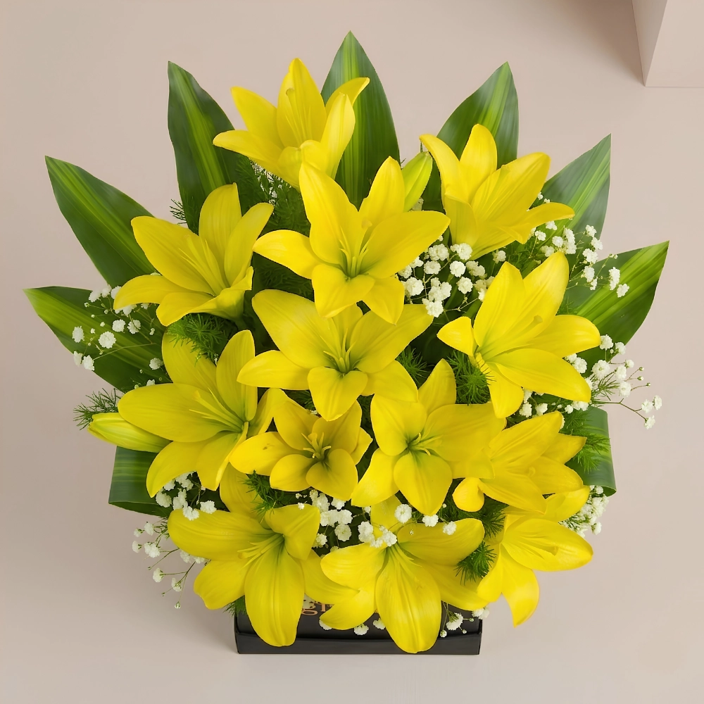 Elegant Yellow Lily Flower Bouquet in UAE