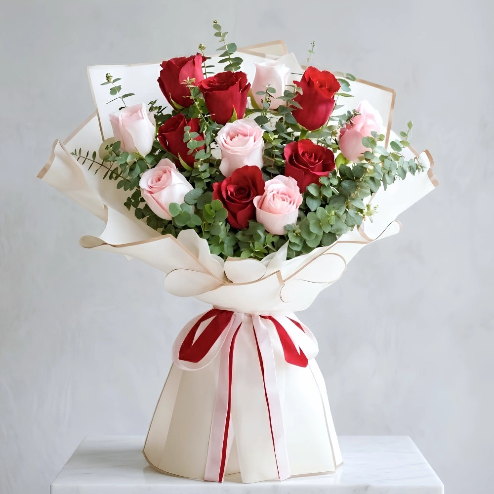 Premium Mixed Rose Bouquet in UAE