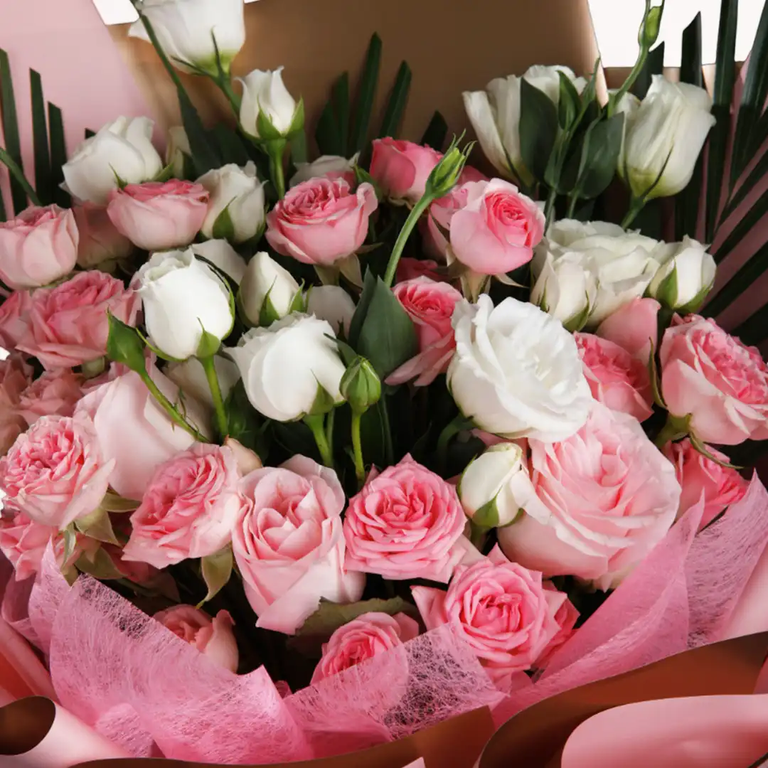Pink Roses & Ferrero Rocher Hamper